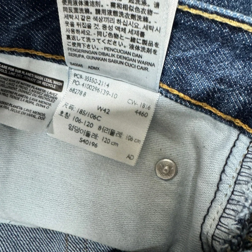 Levi's 550 Jean Shorts Mens 42 (43x10 ACTUAL) Relaxed Fit Blue Denim Casual Jort